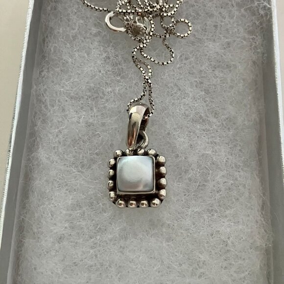 Mother of Pearl 925 Sterling Silver Pendant & Chain 17” - Picture 4 of 4